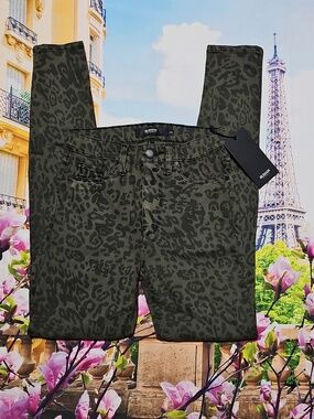 Hudson Lot of 2 Leopard Print Skirt & Jeans NWT Size 24